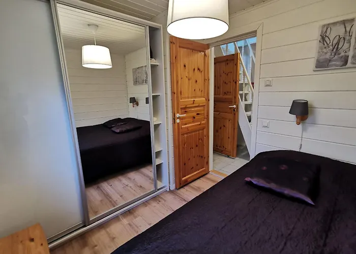 Taehdenlento A بيت للعطل